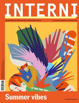 INTERNI