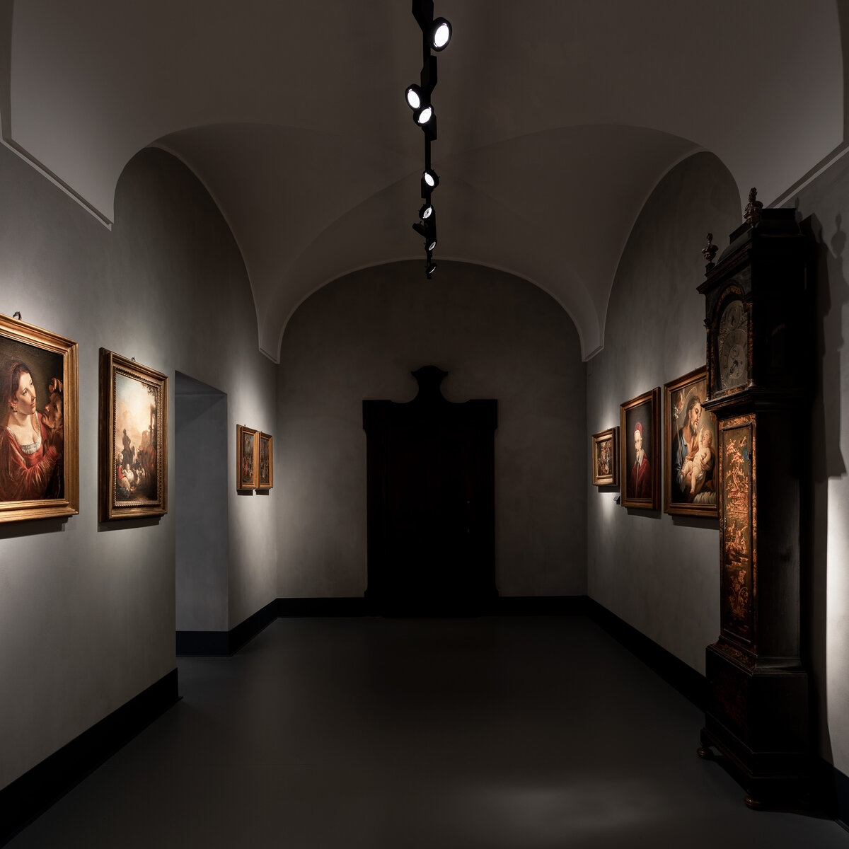 Galleria Collegio Alberoni | © Davide Groppi srl | All Rights Reserved